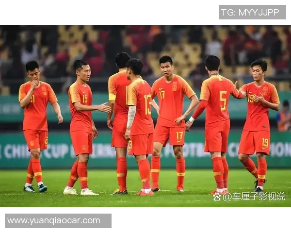 藏族足球巨星崛起为中国足球注入新活力，展示独特才华与坚韧精神