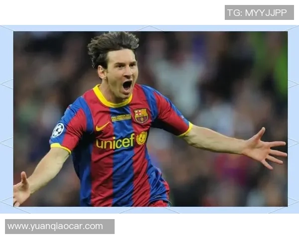 足球四号球星的传奇之路与球场背后的故事揭秘